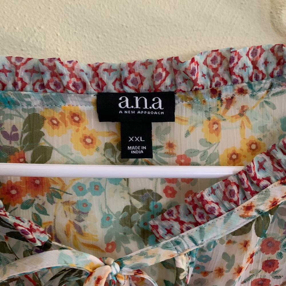 Blouse - Picture 3 of 3